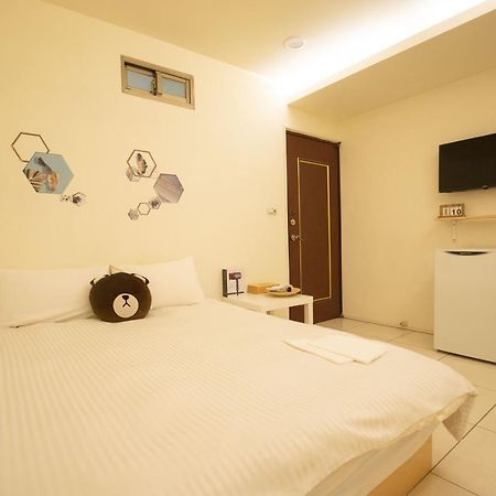 Fengjia Muxia Apartment Taichung Bagian luar foto
