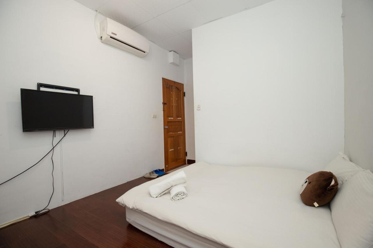 Fengjia Muxia Apartment Taichung Bagian luar foto