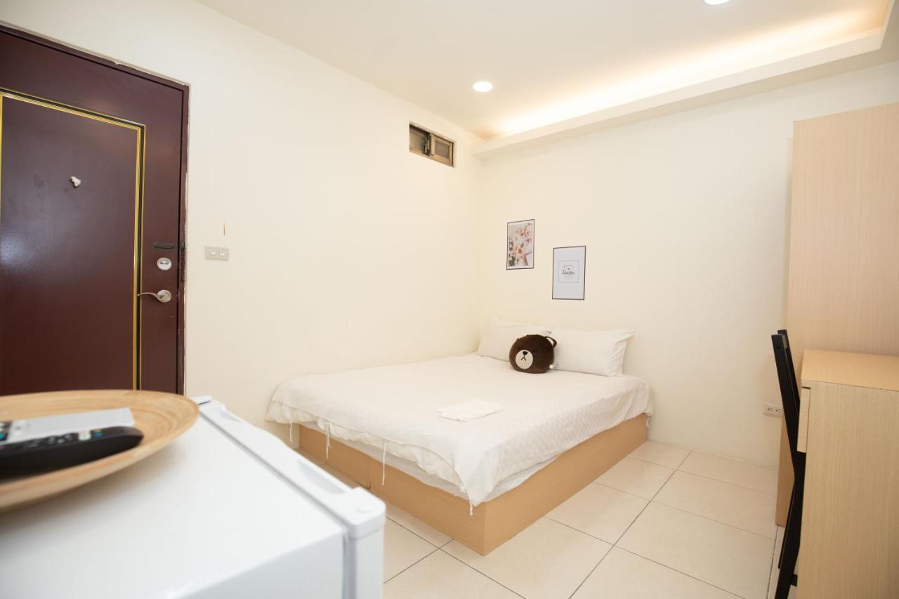 Fengjia Muxia Apartment Taichung Bagian luar foto